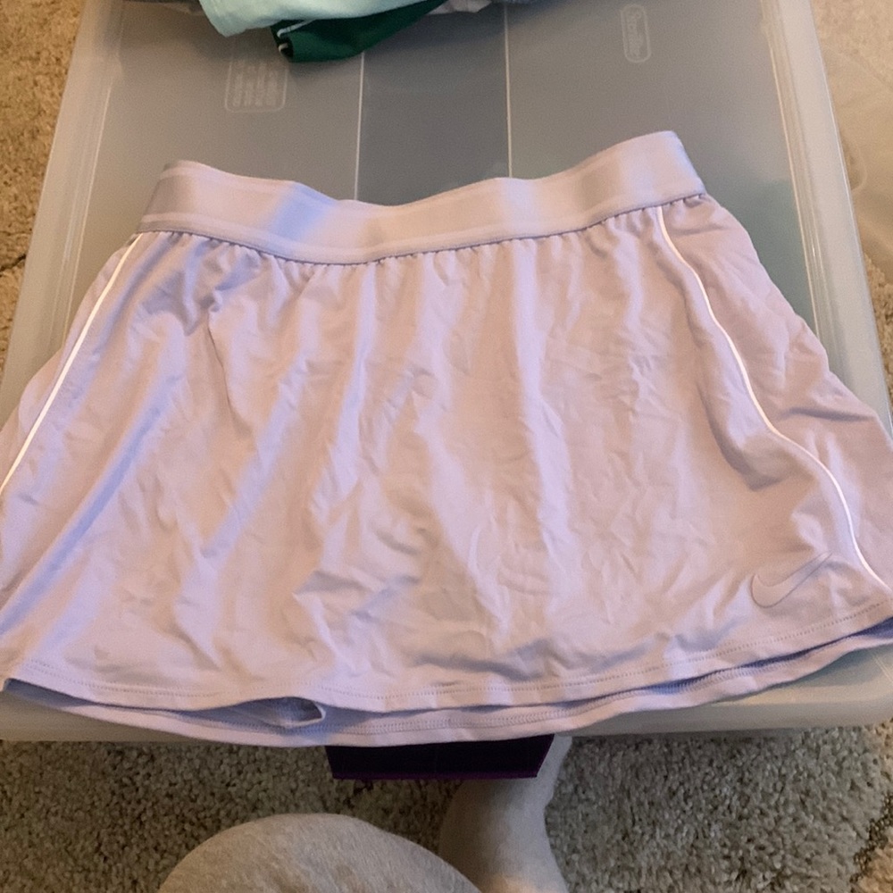 NIKE LAVENDER TENNIS SKORT SIZE S